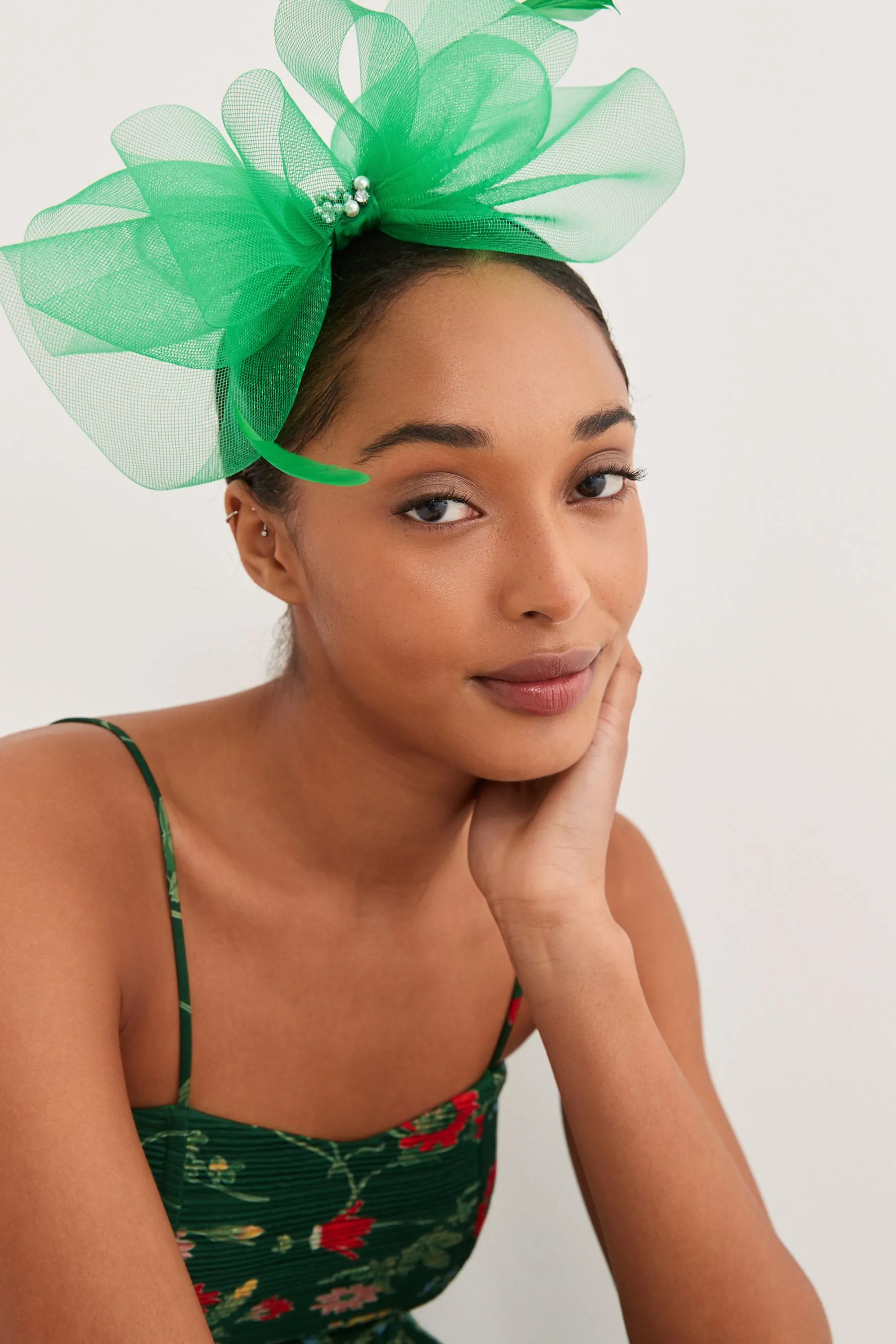 Hairband with veil